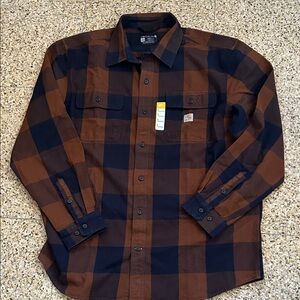 NWOT Carhartt Men's Brown and Navy Plaid Shirt
